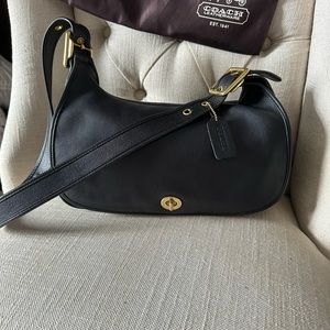 Rare Vintage Coach Crescent Bleeker Saddle Bag Black Leather 9338 Costa Rica